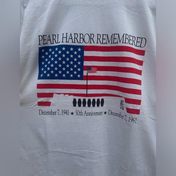 Vintage Crazy Shirts Pearl Harbor Remembered Shirt - Picture 2 of 4